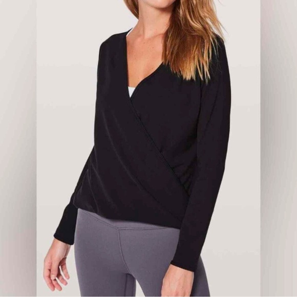 lululemon athletica Tops - Lululemon full freedom black long sleeve top size 2
